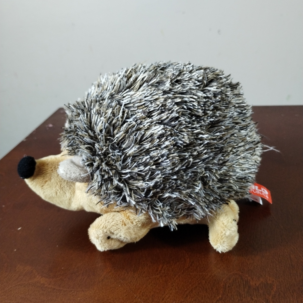 ✓Wild Republic Plush Hedgehog realistic soft plush plushie stuffed animal toy - Picture 4 of 13